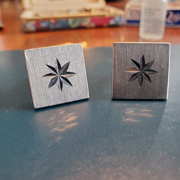 VTG Brushed Silver Tone Starburst Cufflinks - Picture 1 of 3